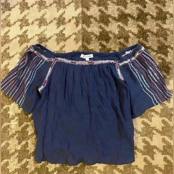 BLUE LINEN BLOUSE | Amazing for Summer Concerts & Festivals - Picture 1 of 4